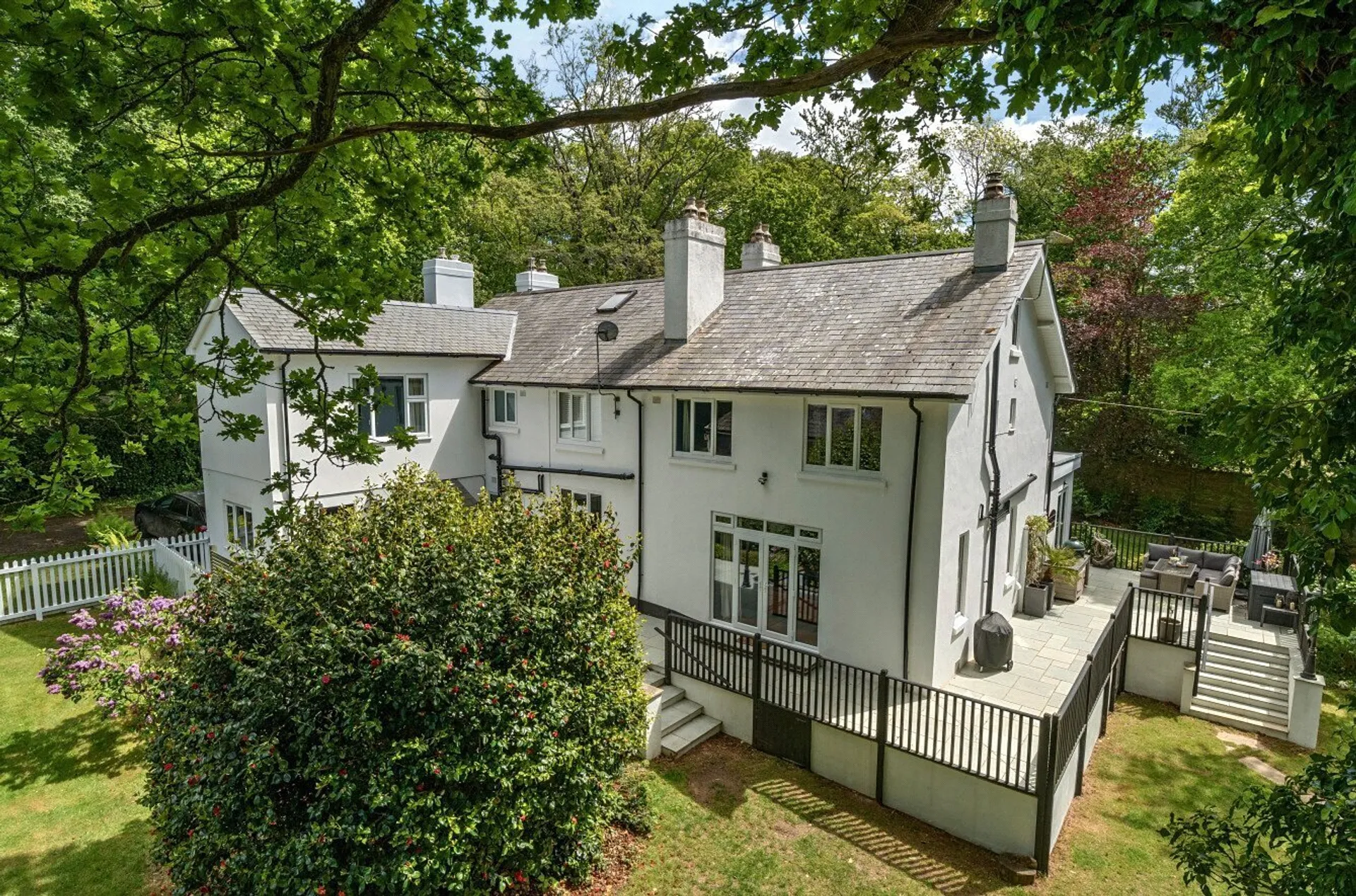 Property photo top 0