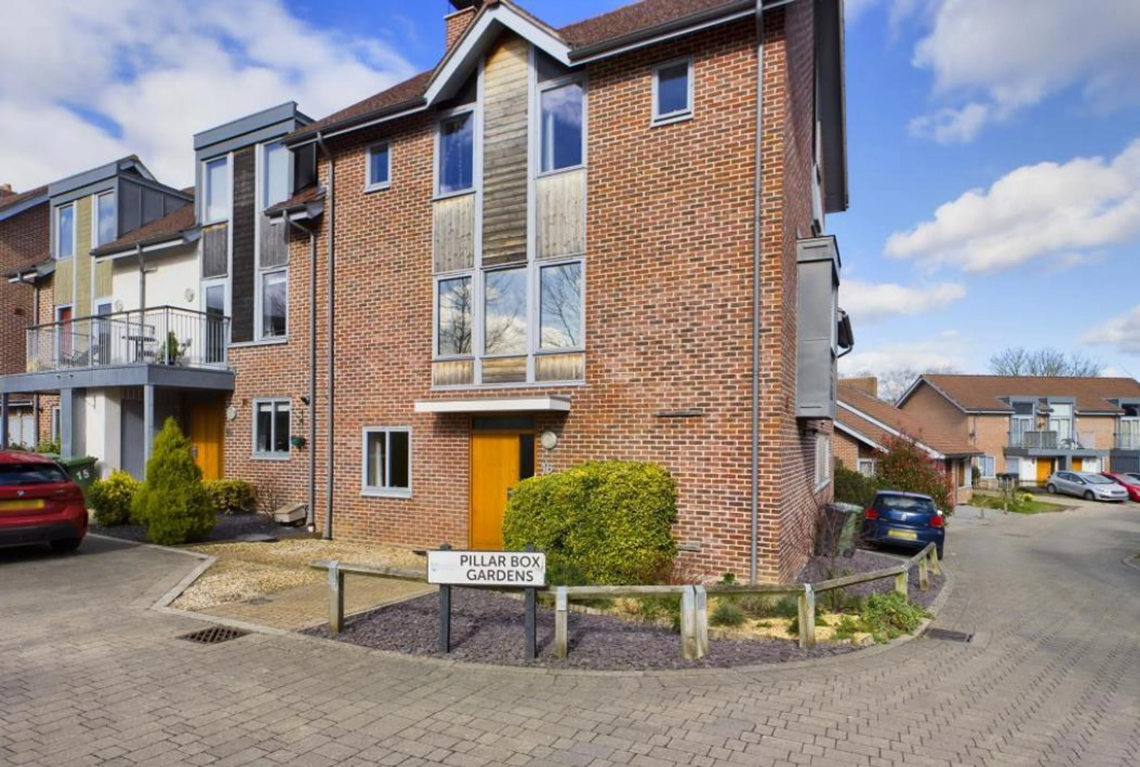 Property photo 0