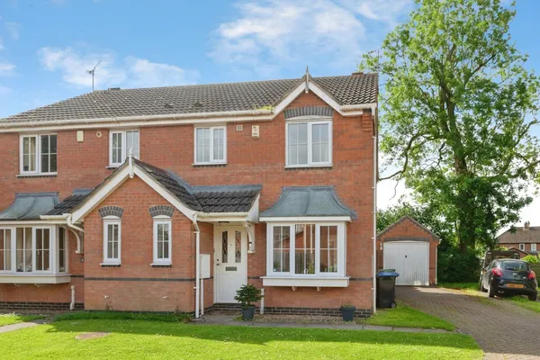 Gale Close, Lutterworth, Leicestershi...