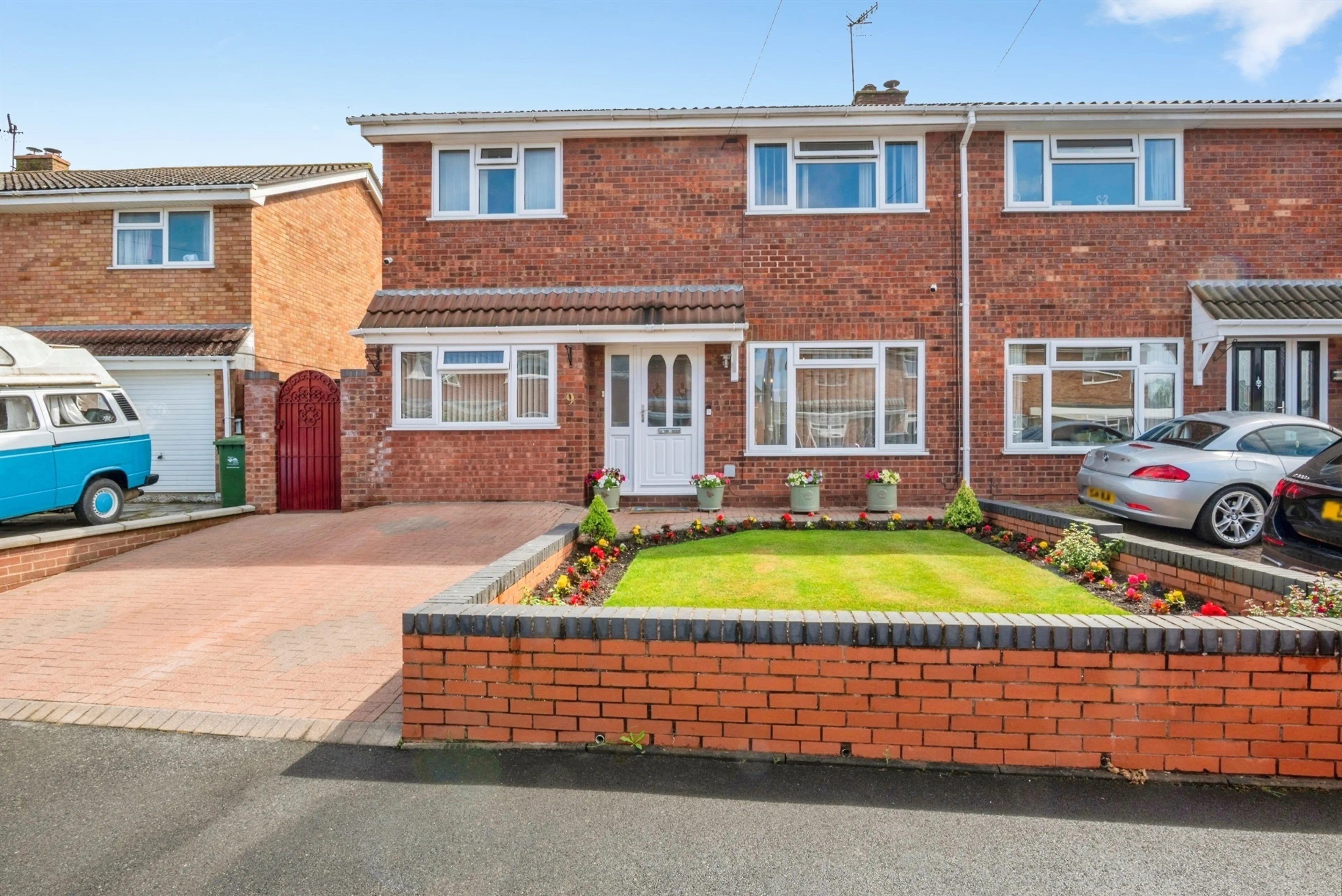 Property photo 0
