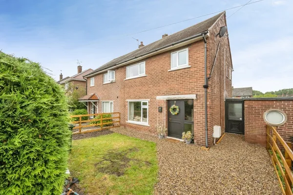 Everingham Road, Doncaster, South Yor...