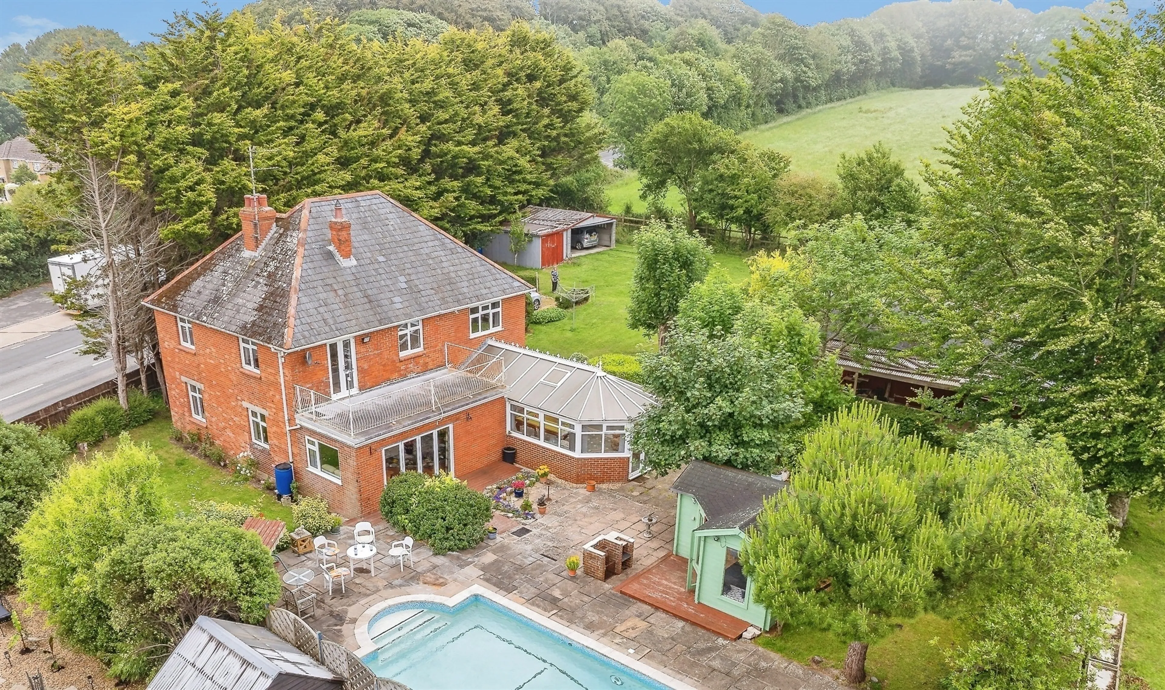 Property photo 0