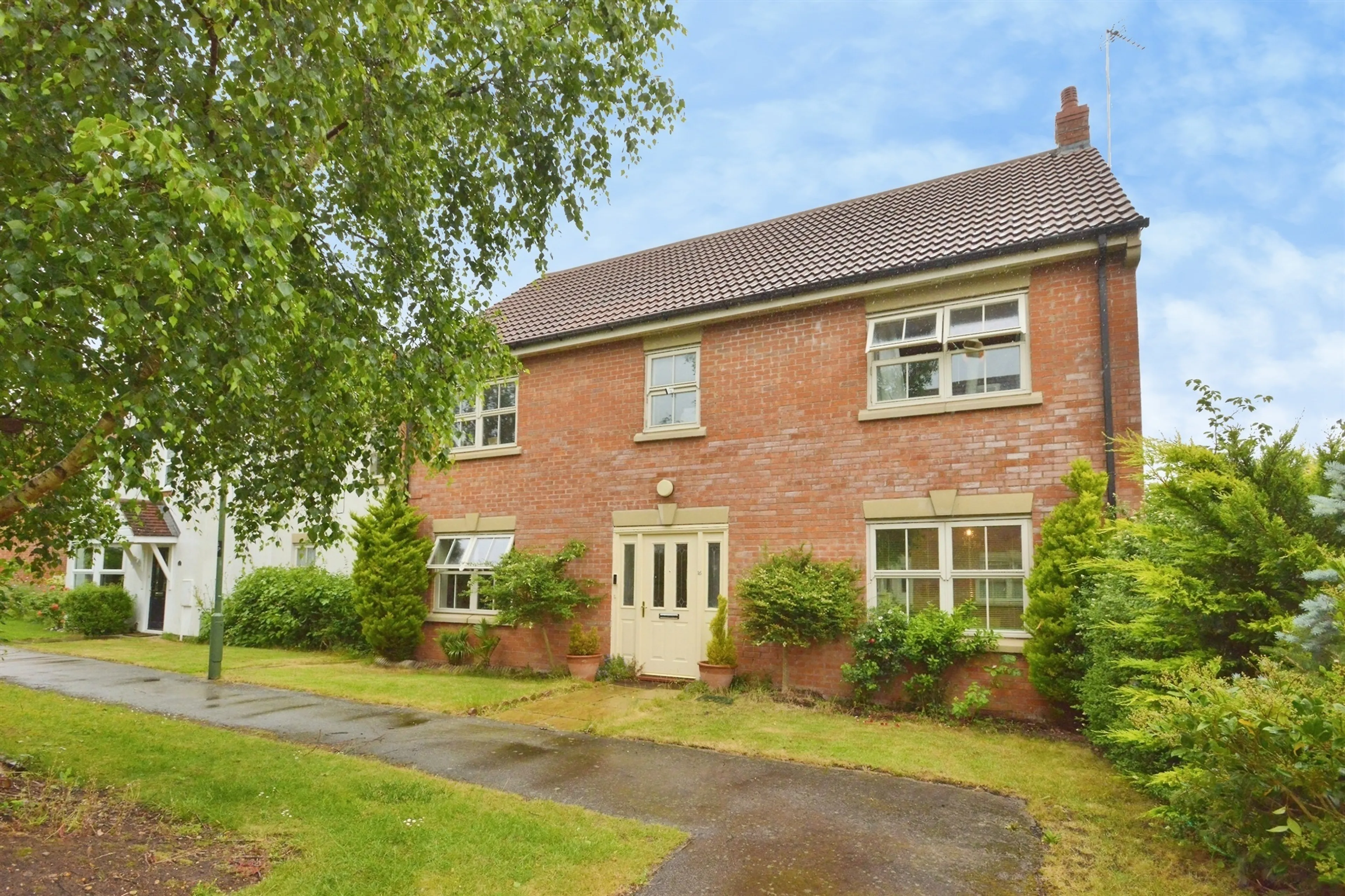 Property photo 0