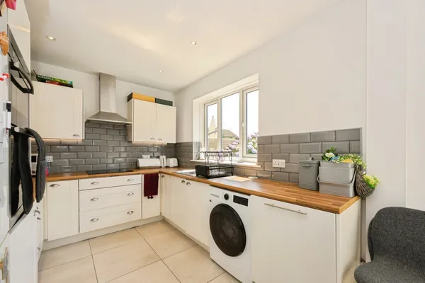 Worsted Green, Redhill, Surrey, RH1