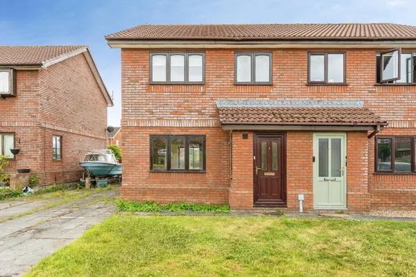 Y Maes, Denbigh, Denbighshire, LL16