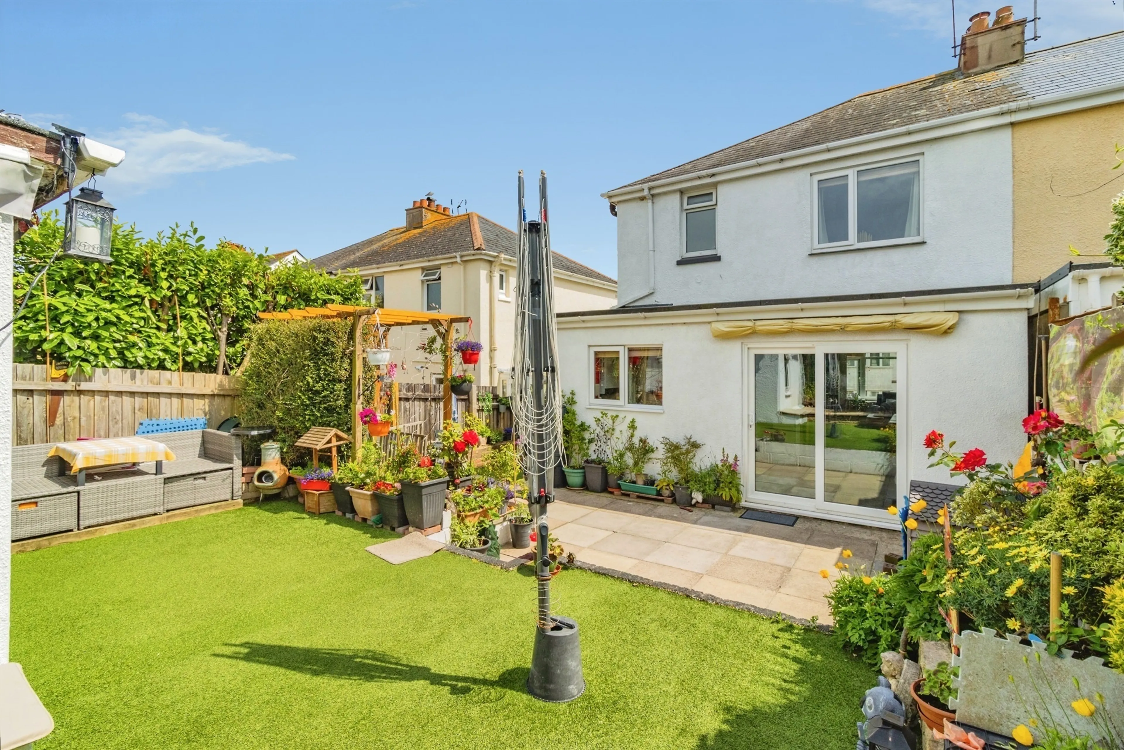 Property photo 0