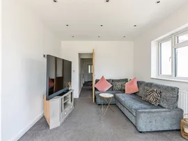 Bexhill Road, St. Leonards-On-Sea thumb 3