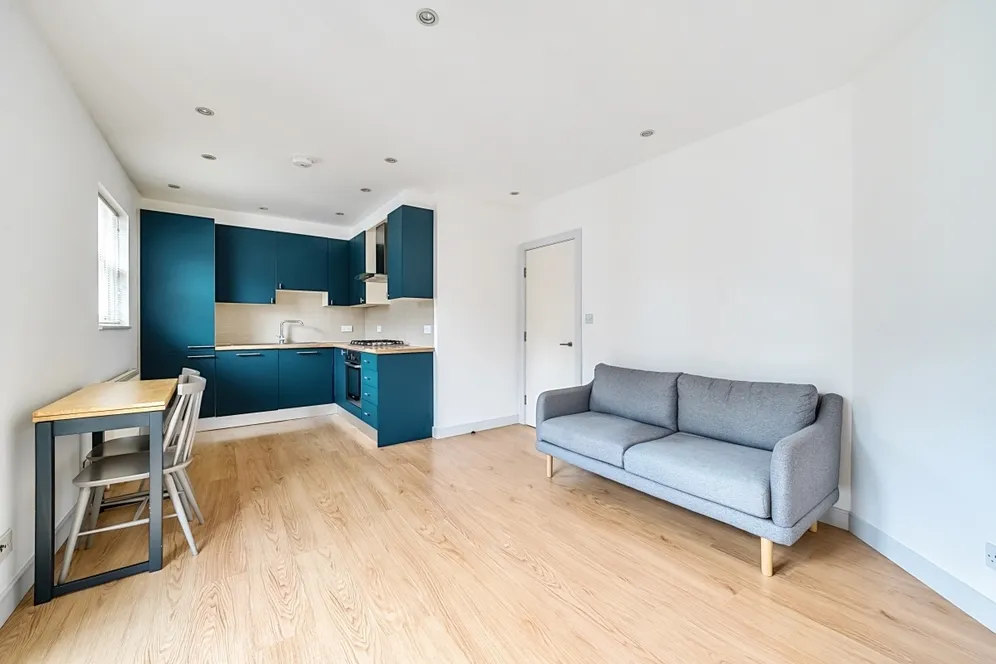 Rosemont Road London NW3 photo 3