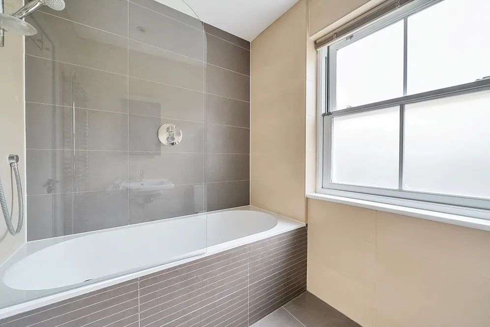 Rosemont Road London NW3 photo 6
