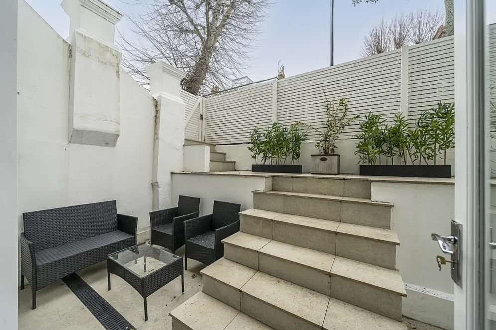 Belsize Park Gardens London NW3 photo 6