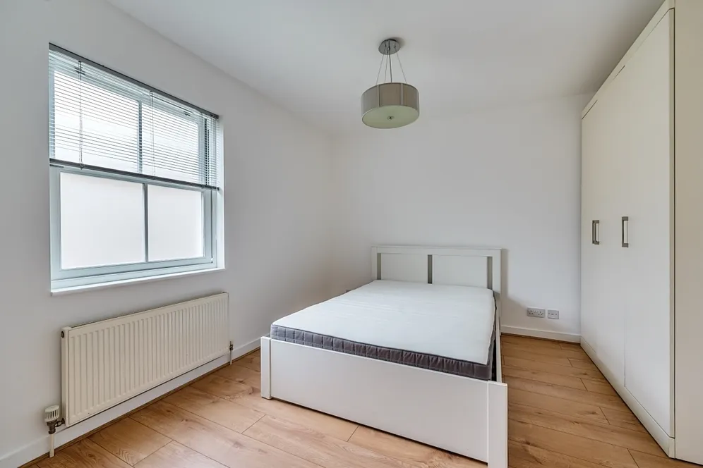 Rosemont Road London NW3 photo 7