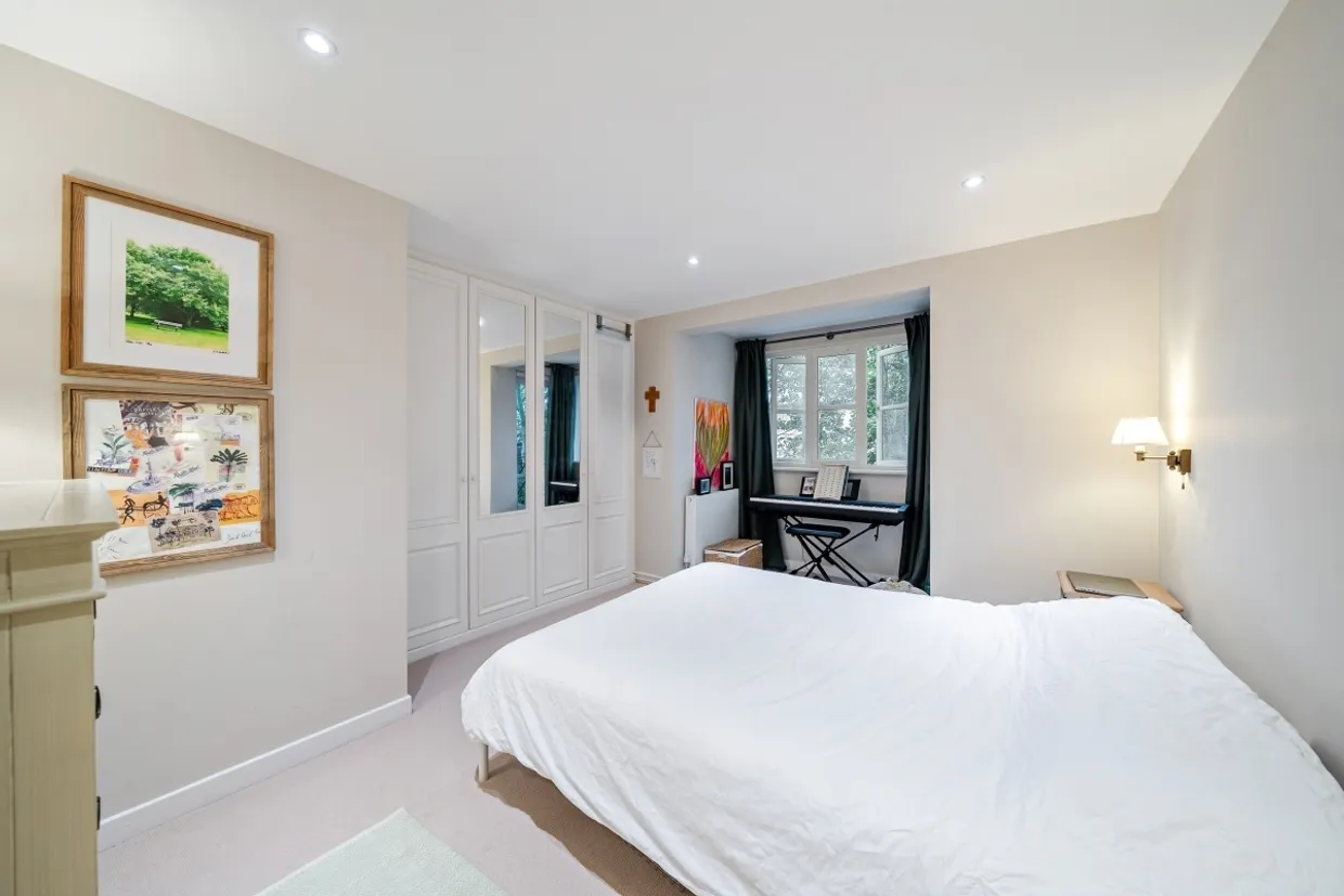 Brompton Park Crescent London SW6 photo 22