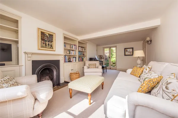 Milton Street, Westcott, RH4 photo 2