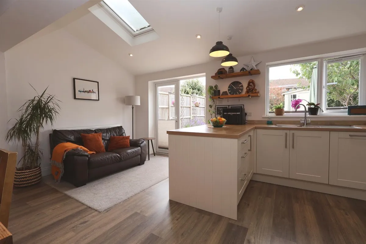 Howards Drive, Gadebridge, Hemel Hempstead, Hertfordshire, HP1 3NW
