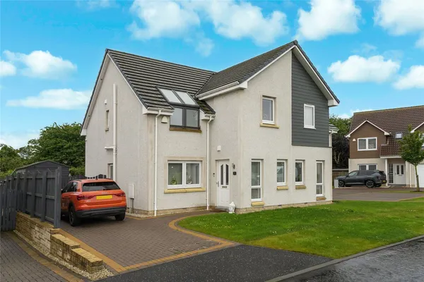 Cuinin Road, Star, Glenrothes, Fife, KY7