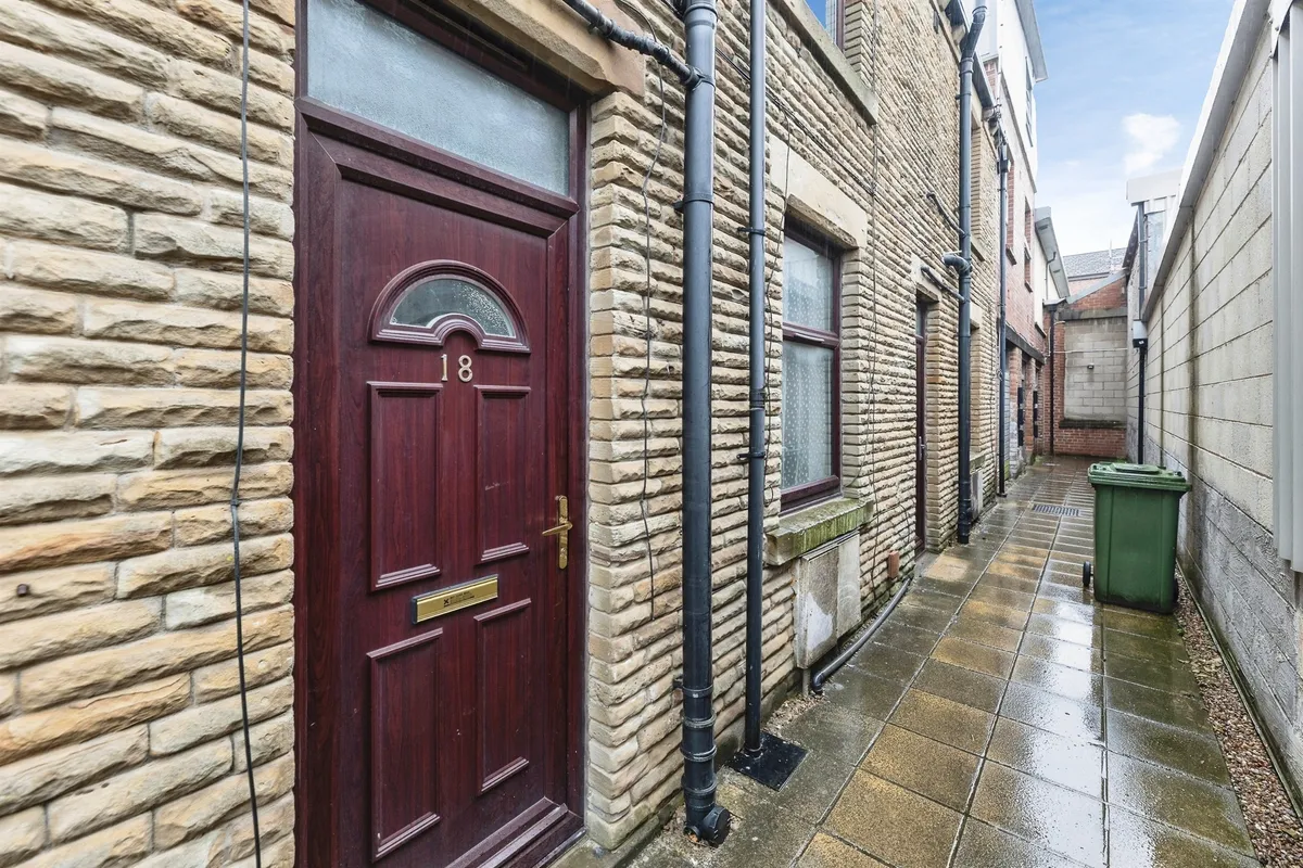 Tennyson Yard, Morley, Leeds