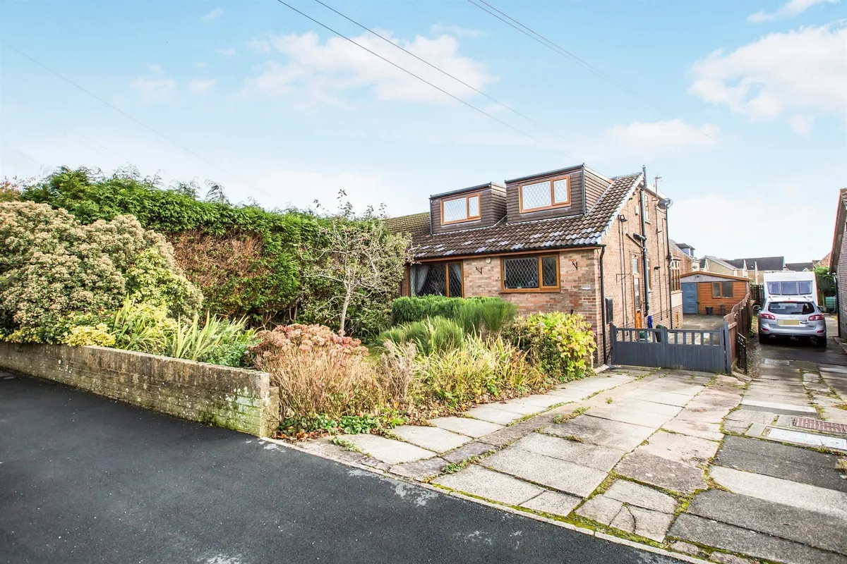 Ashlar Grove, Queensbury, BRADFORD