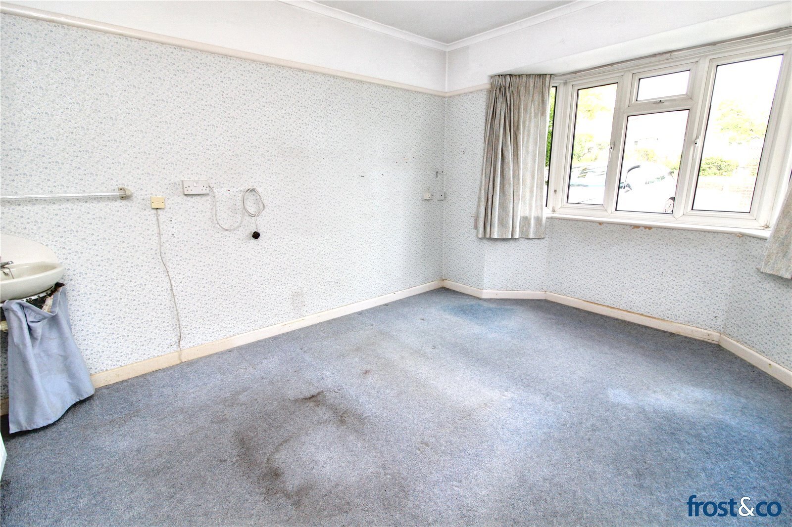 Springfield Crescent, Parkstone, Poole, Dorset, BH14 Image 8