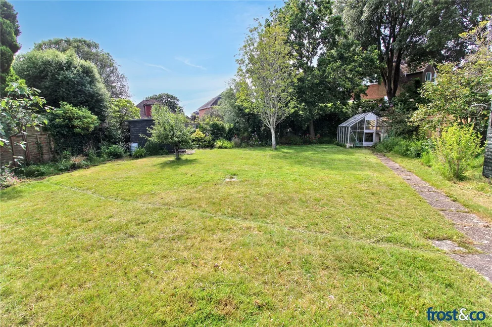Property carousel item 11