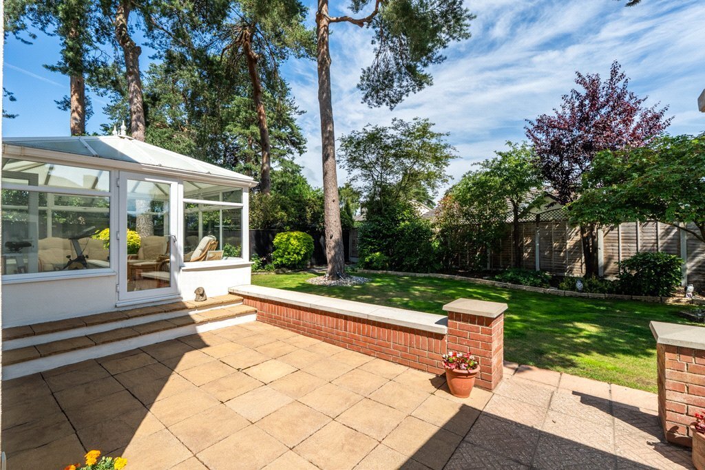 Moorside Road, West Moors, Ferndown, Dorset, BH22 Image 26