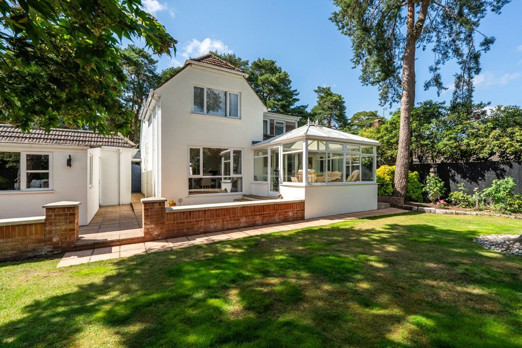 Moorside Road, West Moors, Ferndown, Dorset, BH22 Image 27
