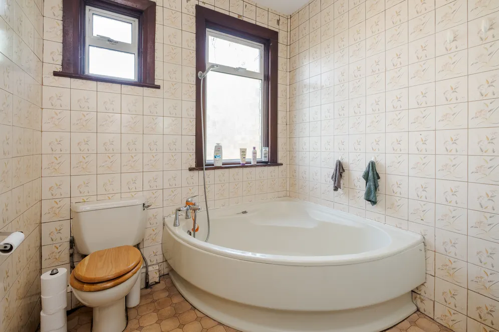 Greenham Road, London, N10 photo 11