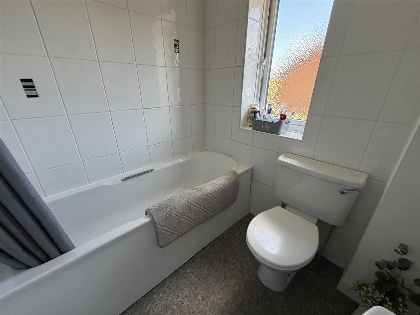 Wheat Close, Daventry Image 13