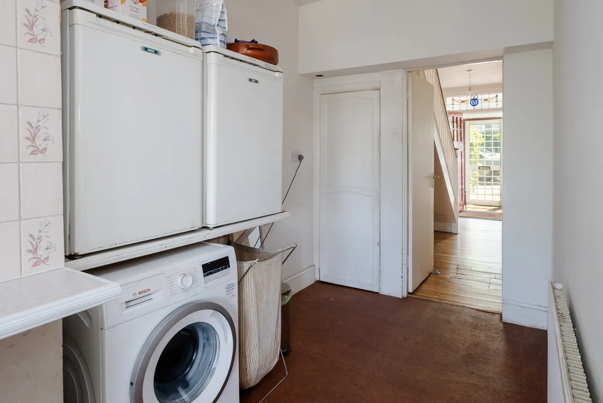 Greenham Road, London, N10 photo 14