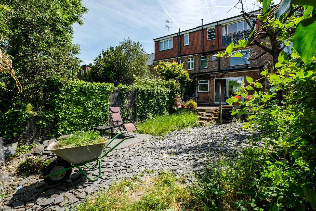 Greenham Road, London, N10 photo 22