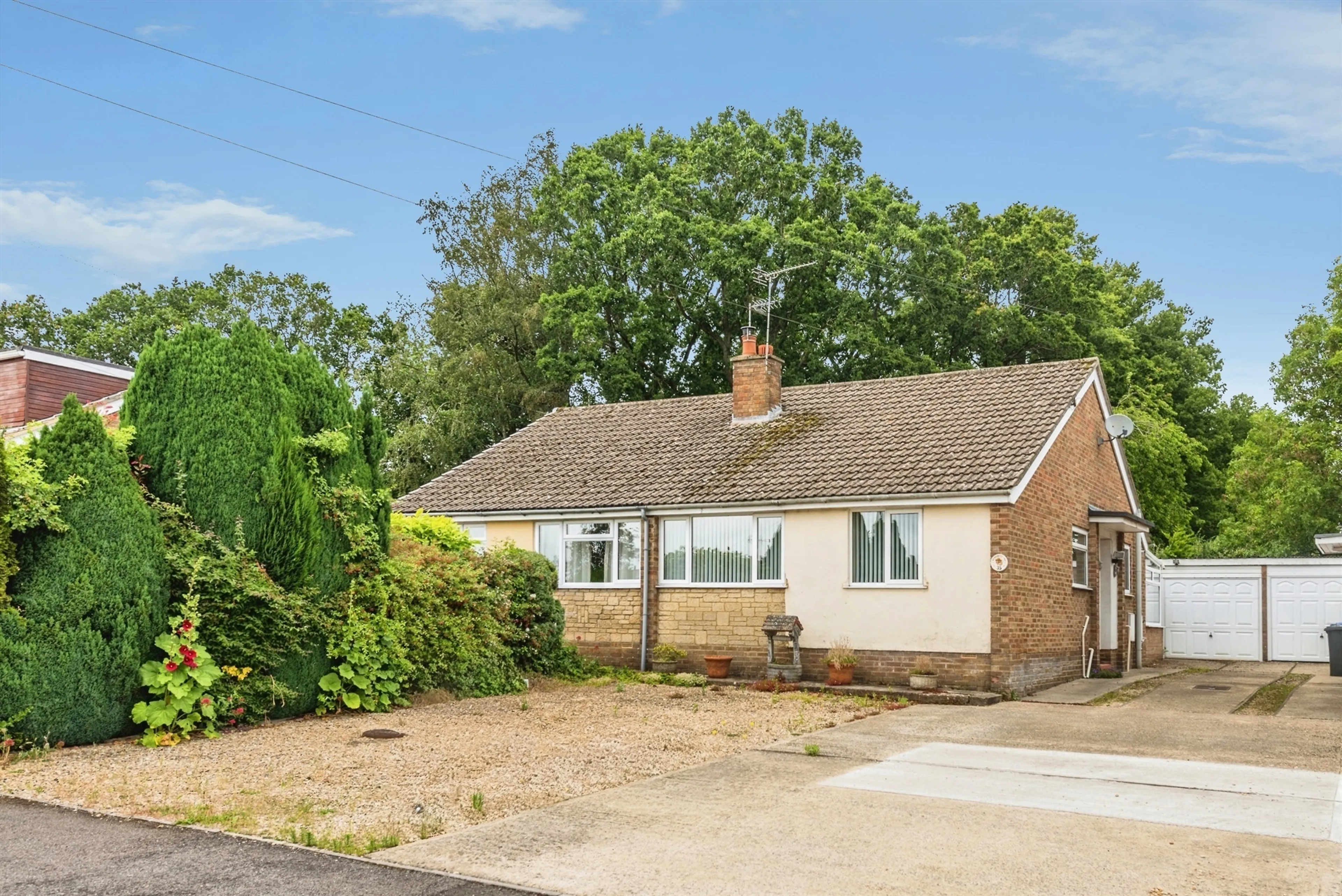 Property photo 0