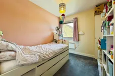 Oakwood Court, Crawley