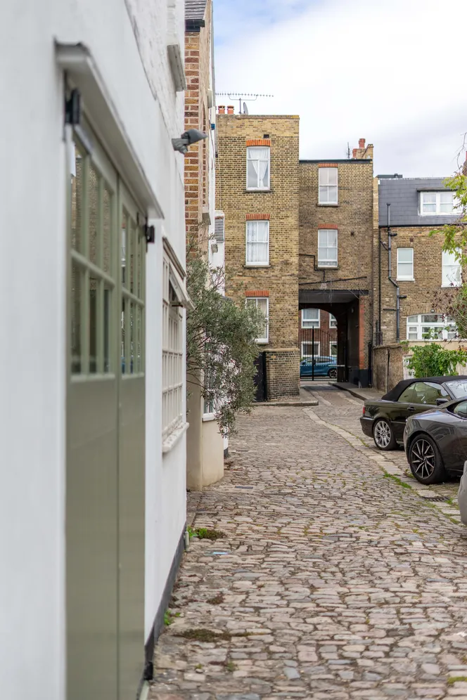 Normand Mews, London, W14 photo 18