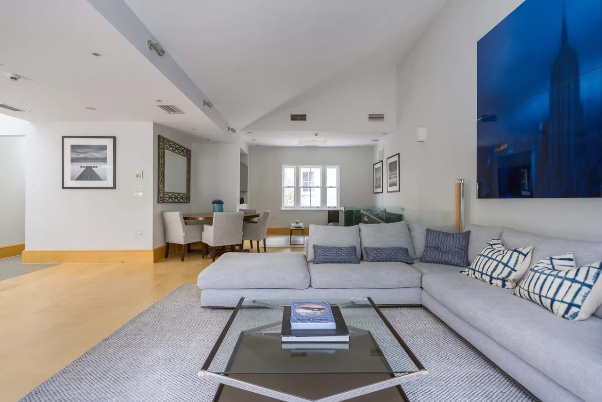Normand Mews, London, W14 photo 24