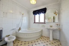 Sandringham Road, Barking