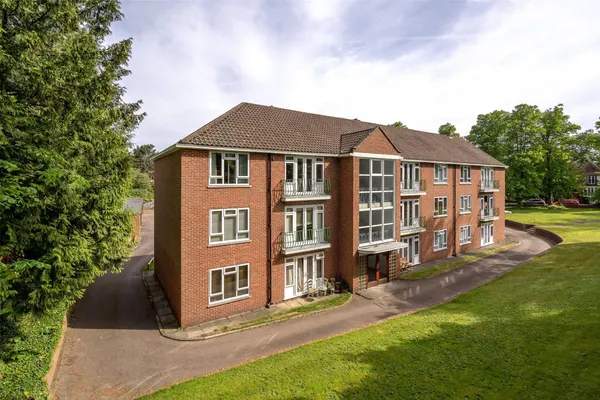 Wray Common Road, Reigate, Surrey, RH2
