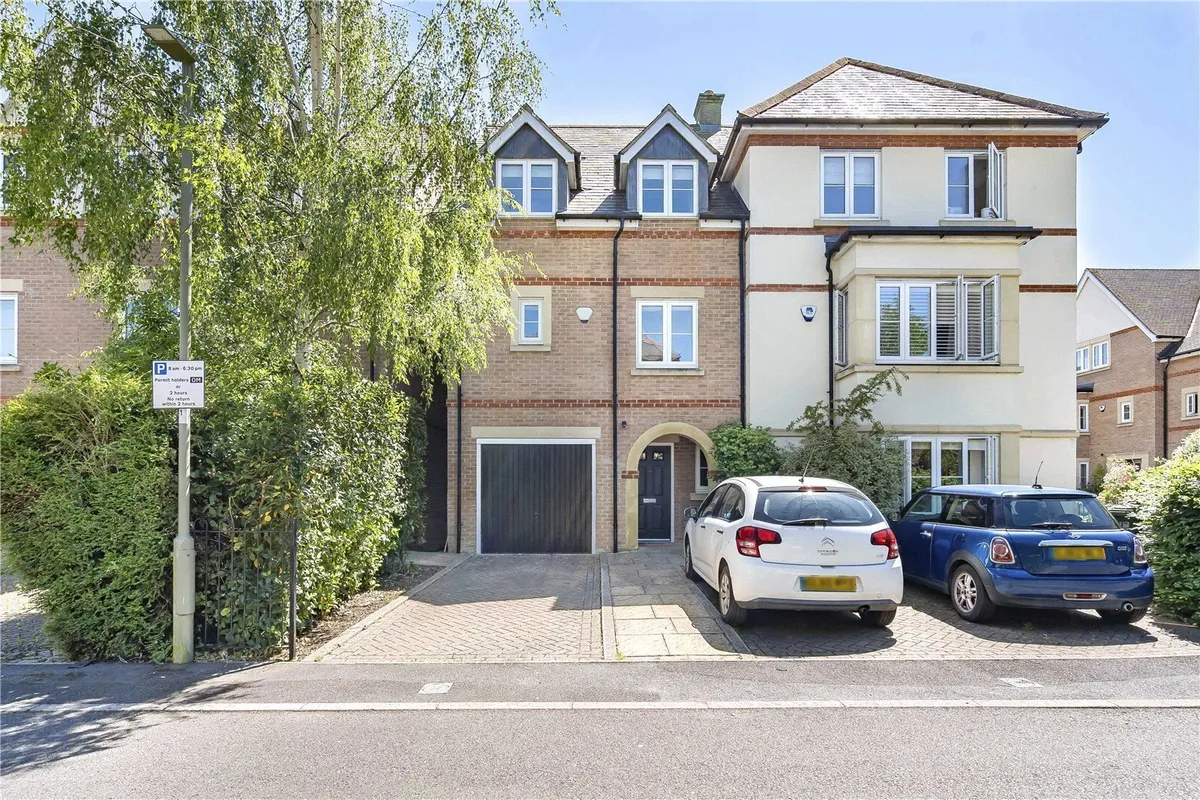 Maywood Road, Oxford, Oxfordshire, OX4