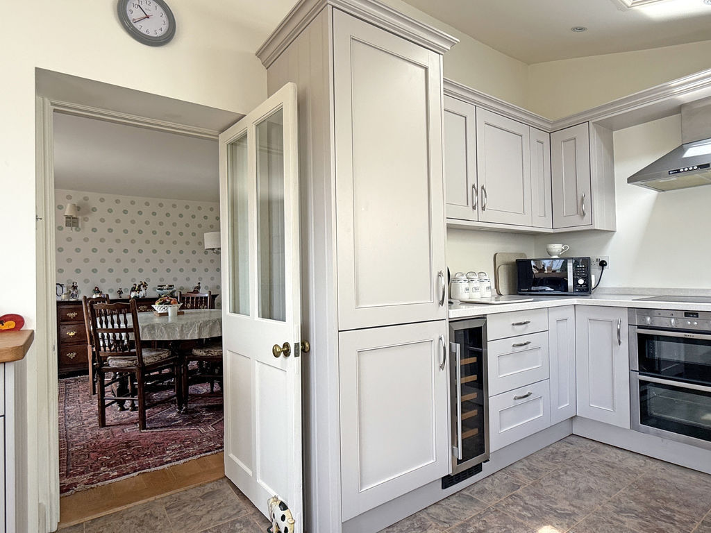 Coburg Terrace, Sidmouth Image 9
