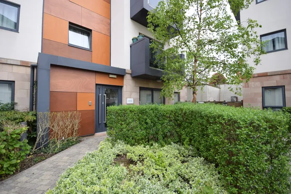 Field View, Chatsworth Road, S40 2FT