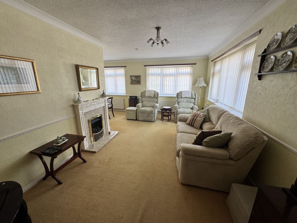 Fox's Covert, Fenny Drayton, CV13 6BQ Image 4