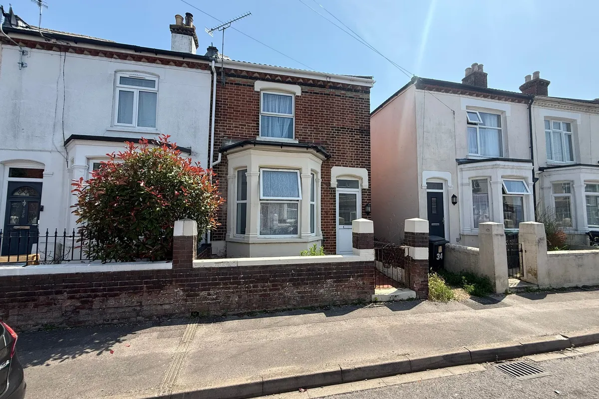 Avenue Road, GOSPORT