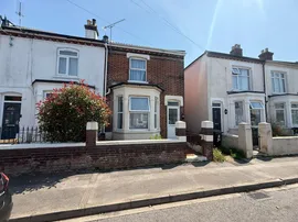 Avenue Road, GOSPORT photo