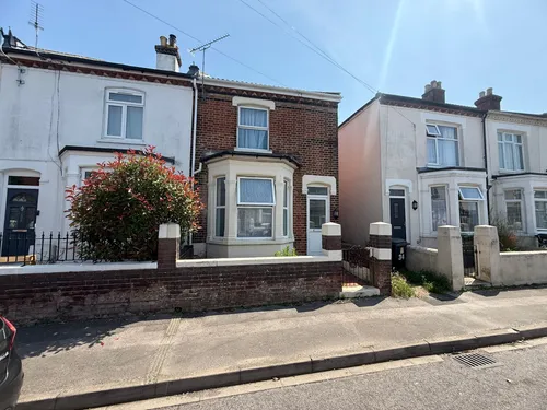 Avenue Road, GOSPORTphoto