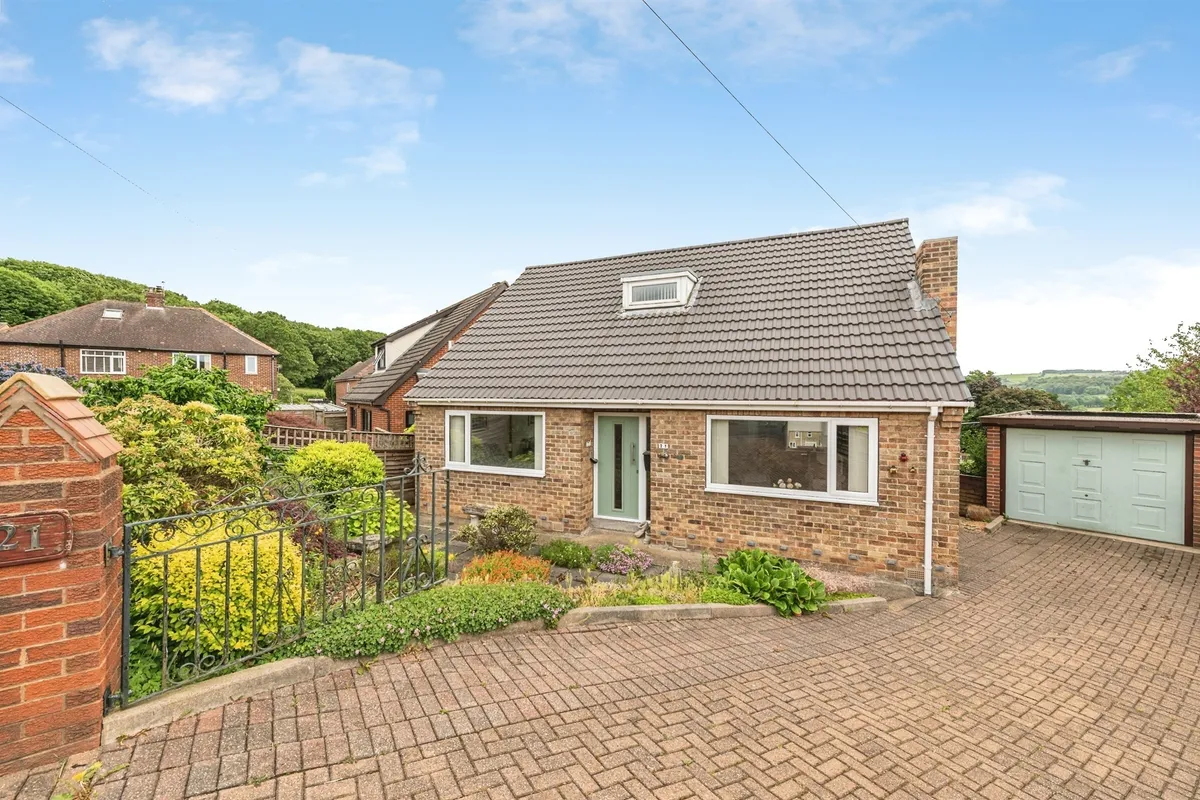 Woodlands Drive, Lepton, Huddersfield