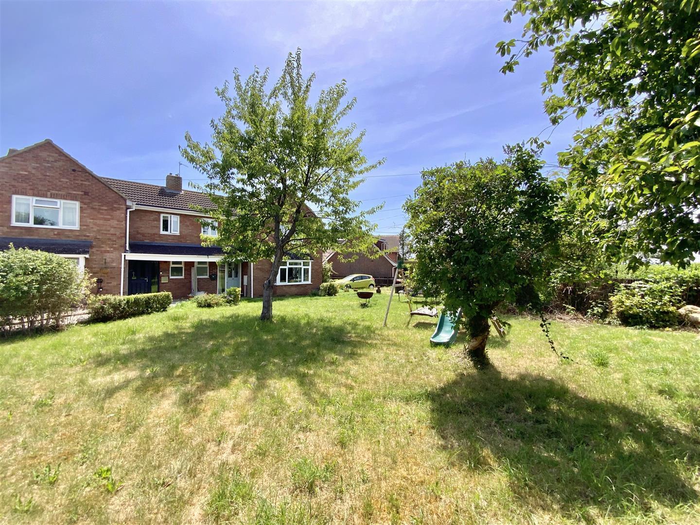 The Chequers, Castlethorpe, Milton Keynes Image 24