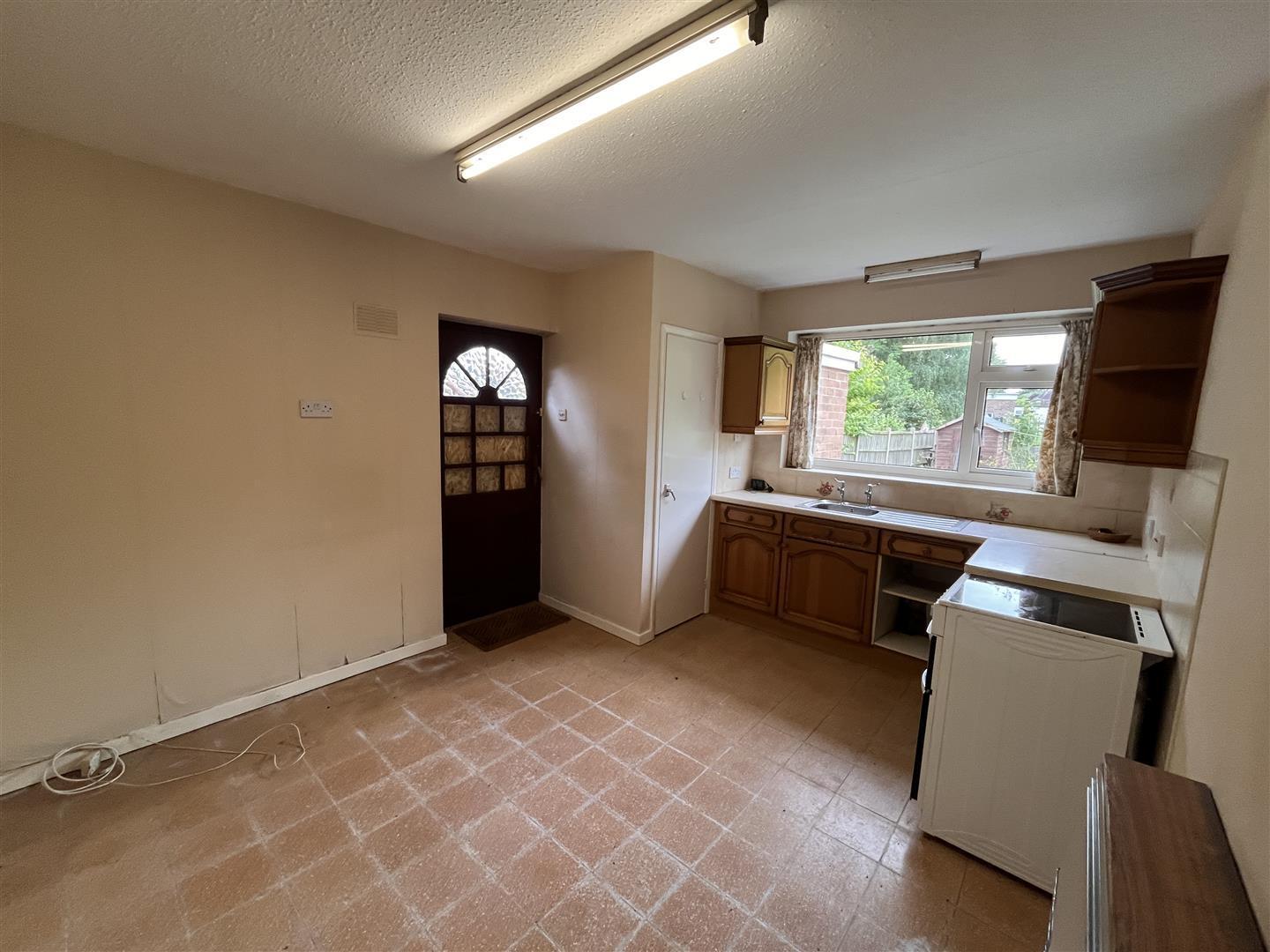 Oldfield Drive, Swadlincote DE11 0BE Image 4