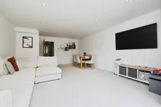 Mynarski Close, Salisbury