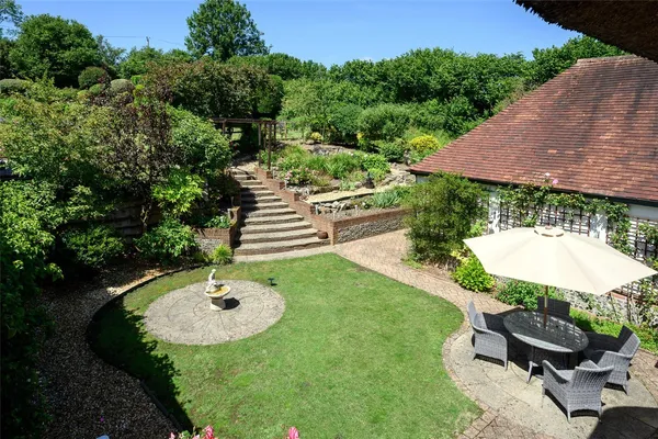 Clenston Road, Winterborne Stickland, DT11 photo 3