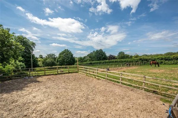 Moorhurst Lane, Holmwood, RH5 photo 19