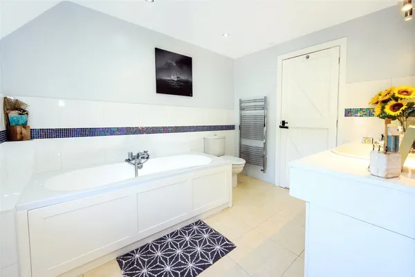 Clenston Road, Winterborne Stickland, DT11 photo 21