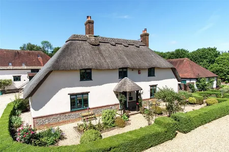 Clenston Road, Winterborne Stickland, DT11
